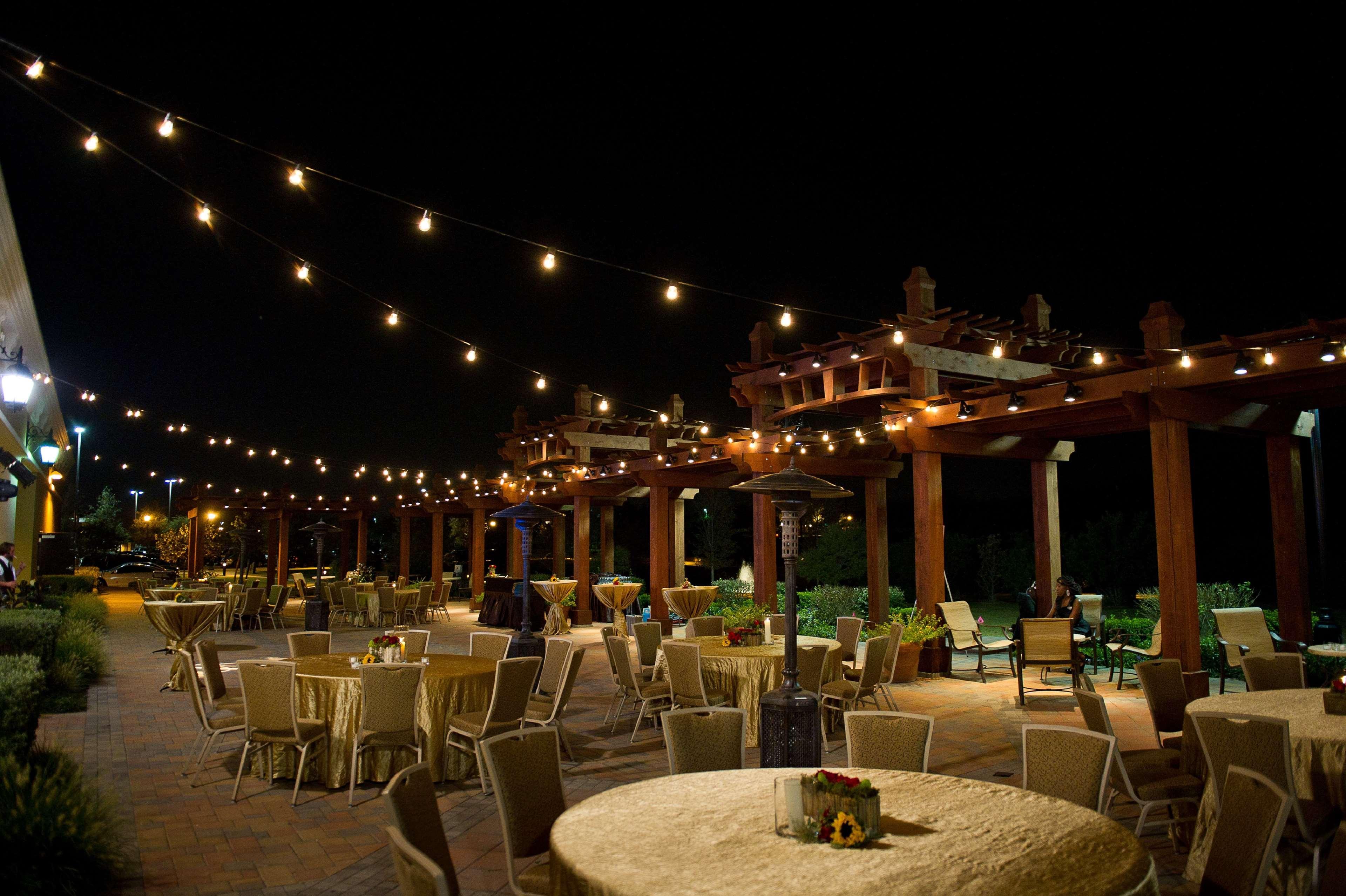 Hilton Dallas Southlake Town Square Restaurant photo