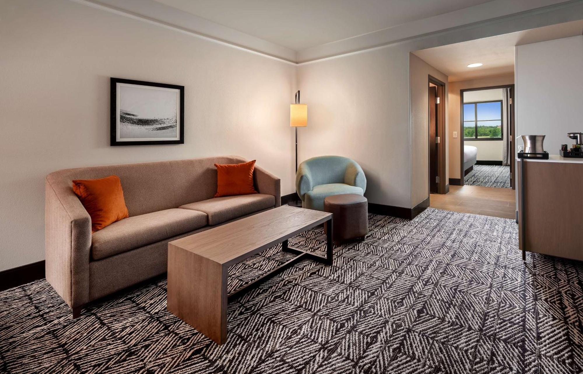 Hilton Dallas Southlake Town Square Exterior photo